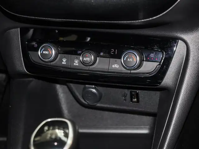 Opel Corsa view 9
