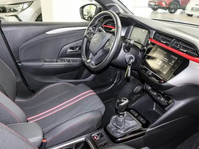 Opel Corsa view 4
