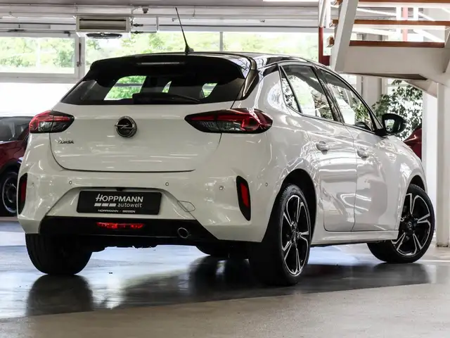 Opel Corsa view 3