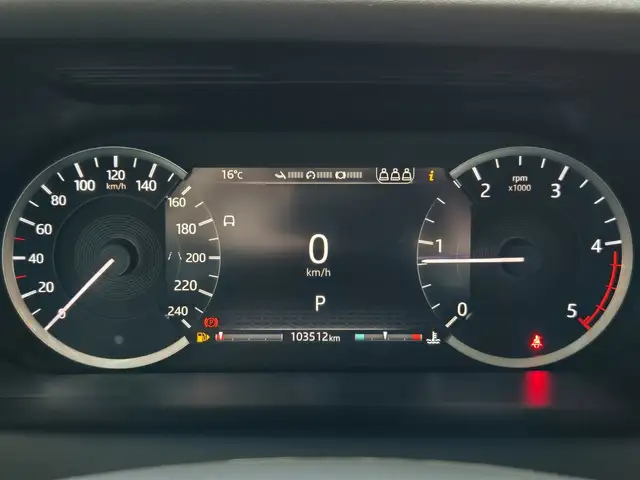 Land Rover Discovery Sport view 14