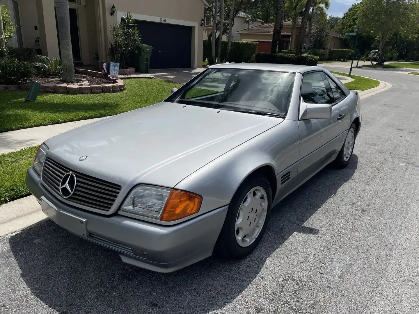 Mercedes-Benz 300 SL Argintiu - 1