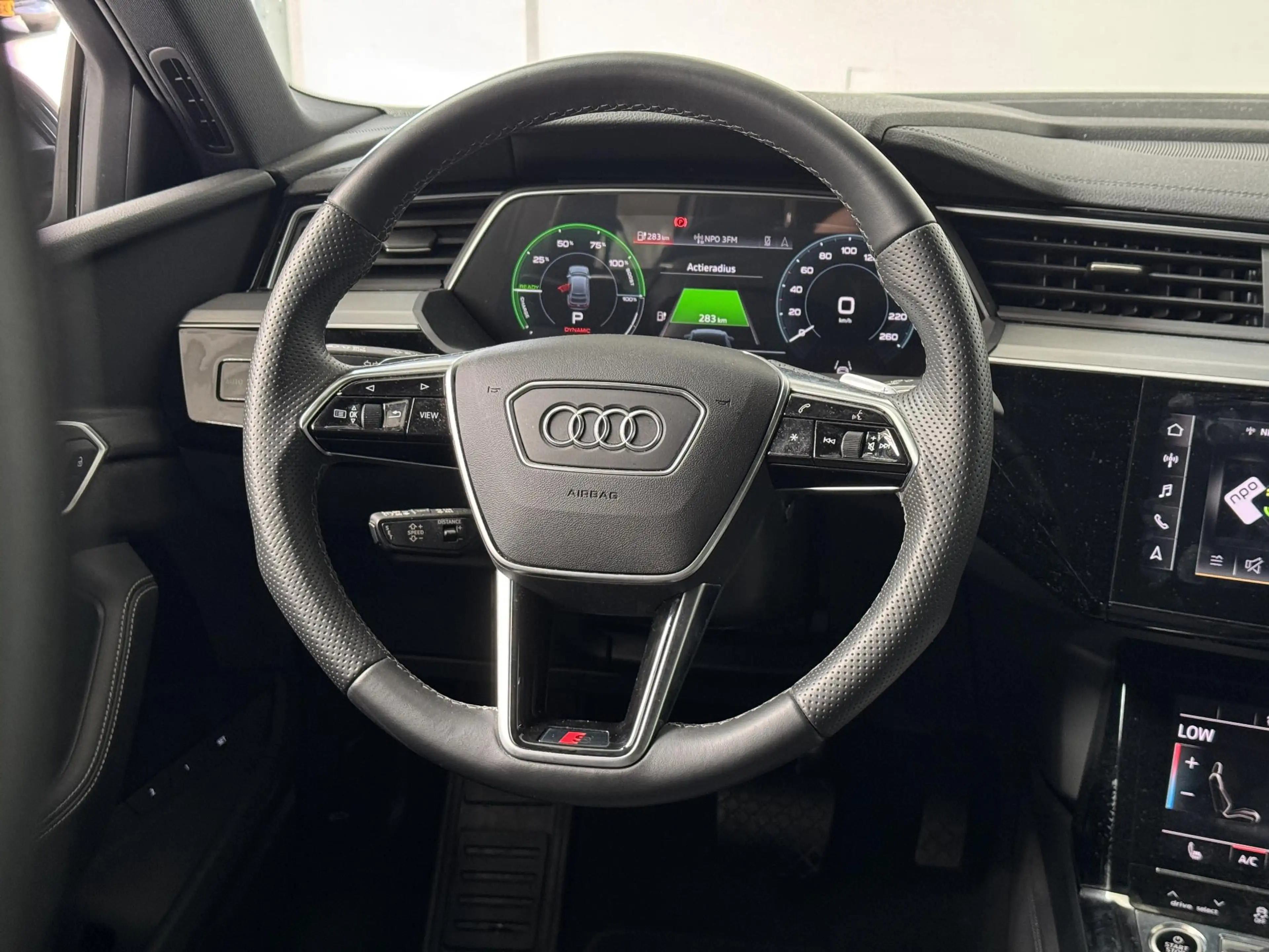 Audi e-tron Sportback 55 Quattro S Edition 95 kWh | S-Line | 9 — photo 27