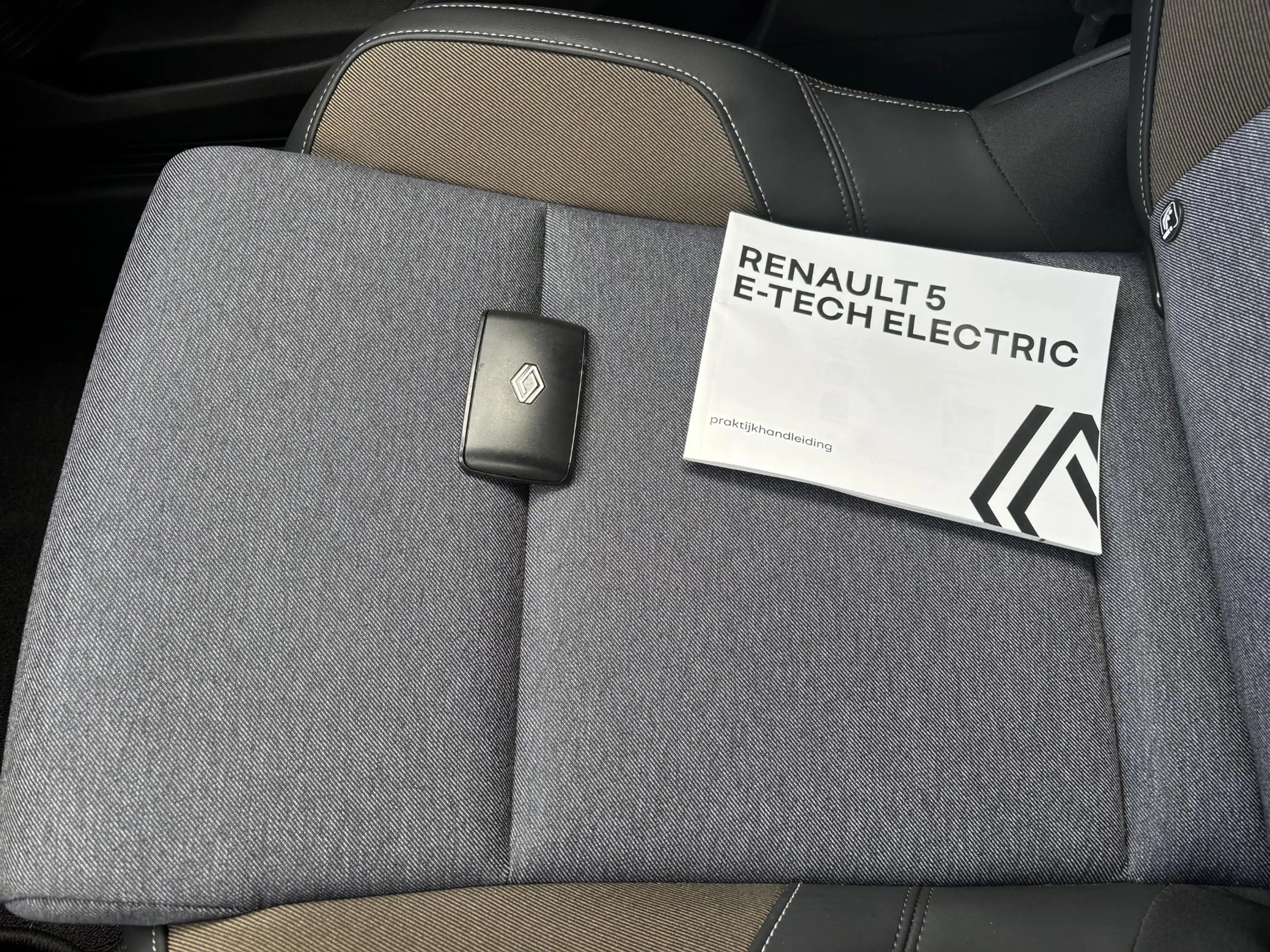 Renault R 5 comfort range techno 52 kWh | Adaptive Cruise Cont — photo 14