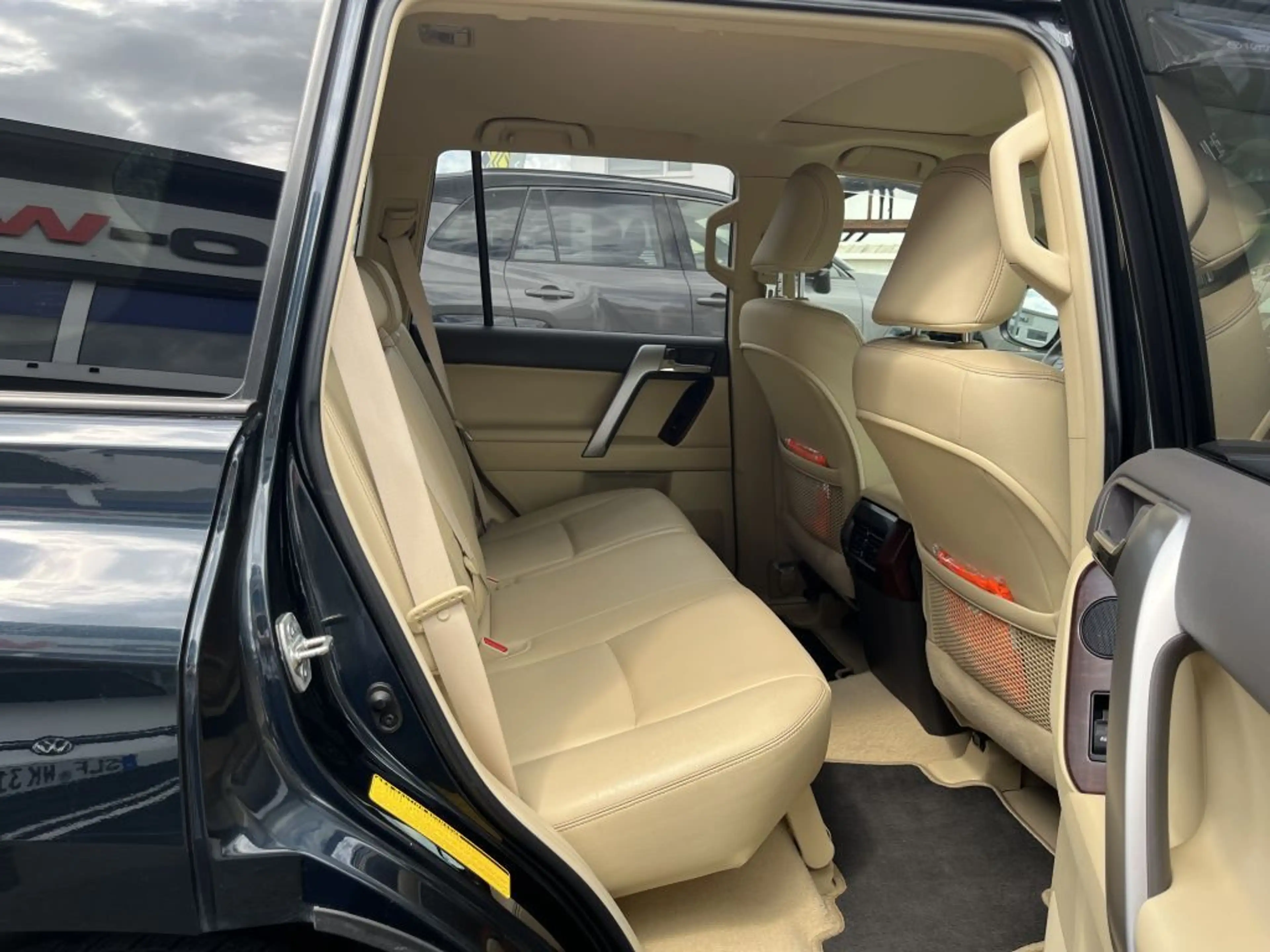 Toyota Land Cruiser 2.8 D-4D Automatik TEC-Edition* Kun — photo 8