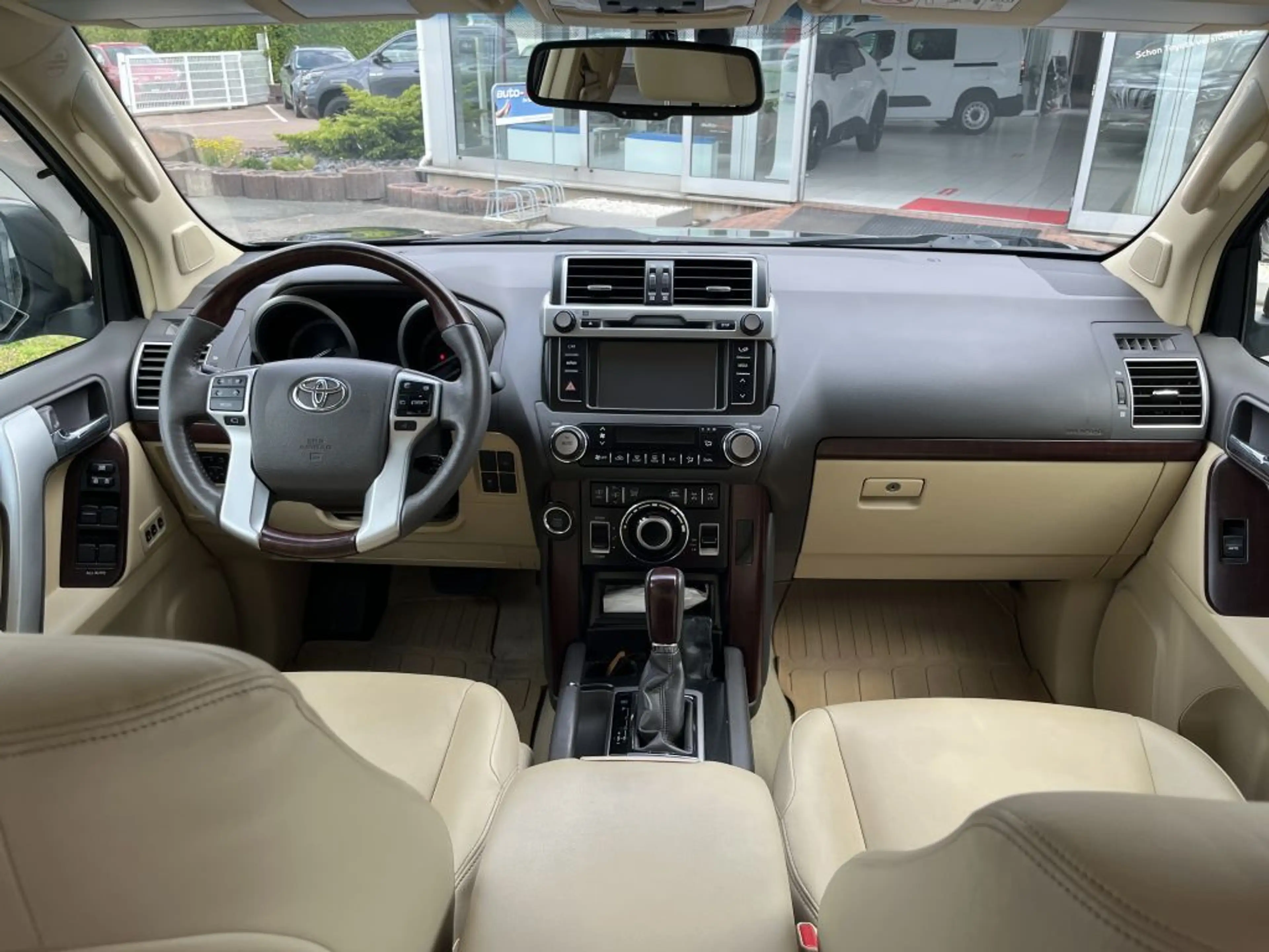 Toyota Land Cruiser 2.8 D-4D Automatik TEC-Edition* Kun — photo 6