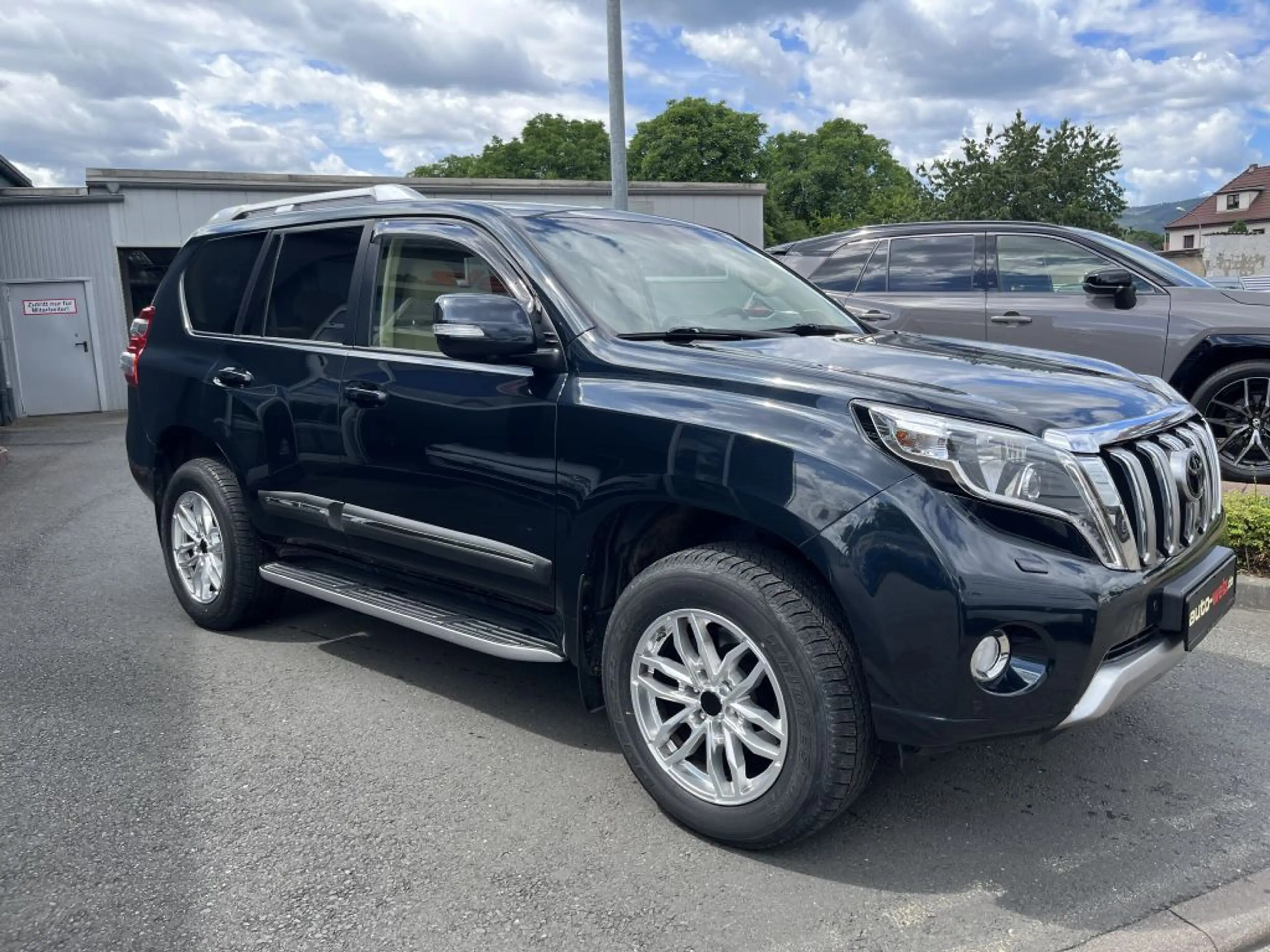 Toyota Land Cruiser 2.8 D-4D Automatik TEC-Edition* Kun — photo 2