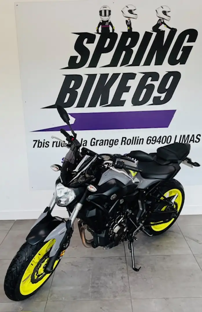 Yamaha MT-07 - 2