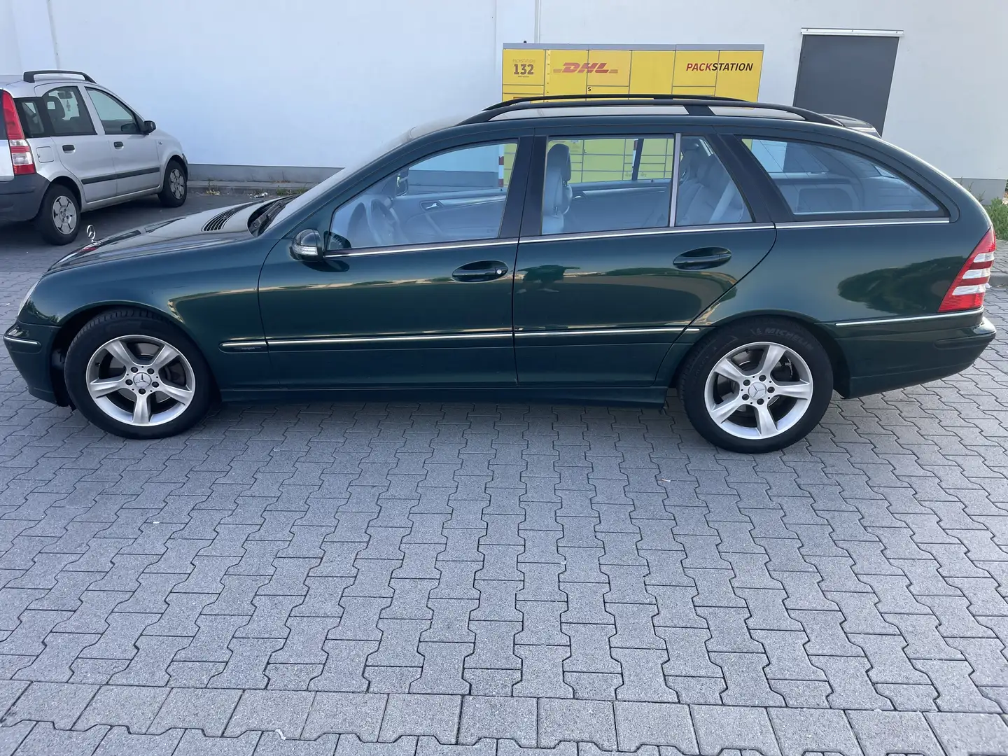 Mercedes-Benz C 230 C 230 T (203.252) Зелений - 2