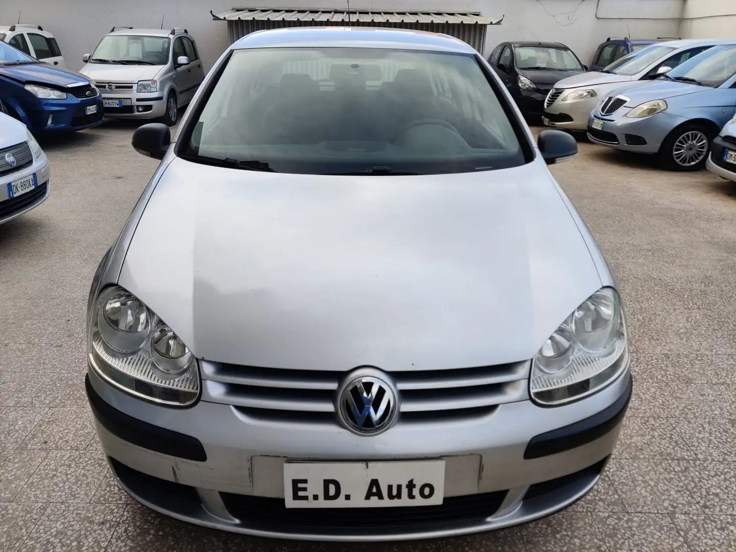 Volkswagen Golf Golf 5p 1.9 tdi Comfortline Plateado - 2