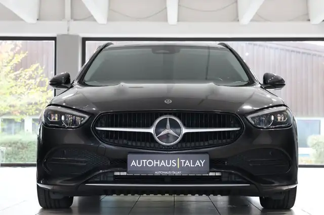Mercedes-Benz C-Class view 2