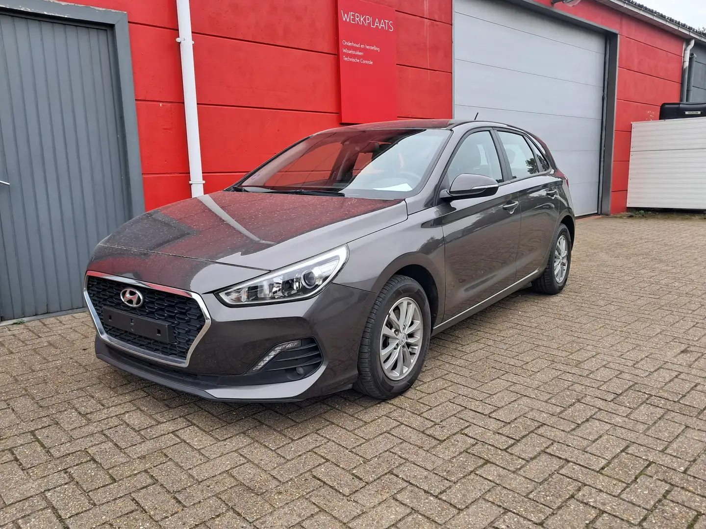 Hyundai i30 i30 1.0 T-GDI Passion Grijs - 1