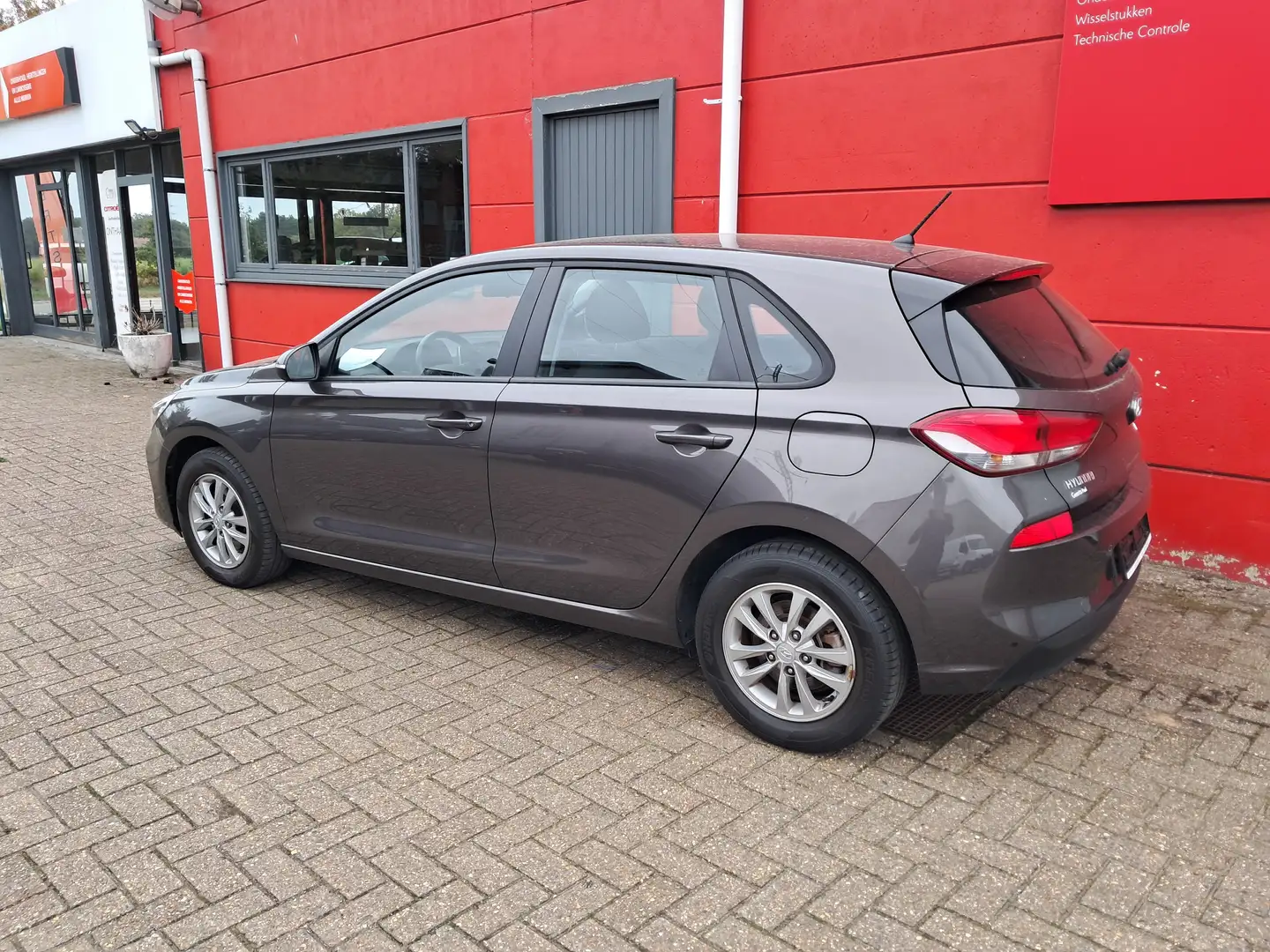 Hyundai i30 i30 1.0 T-GDI Passion Grijs - 2