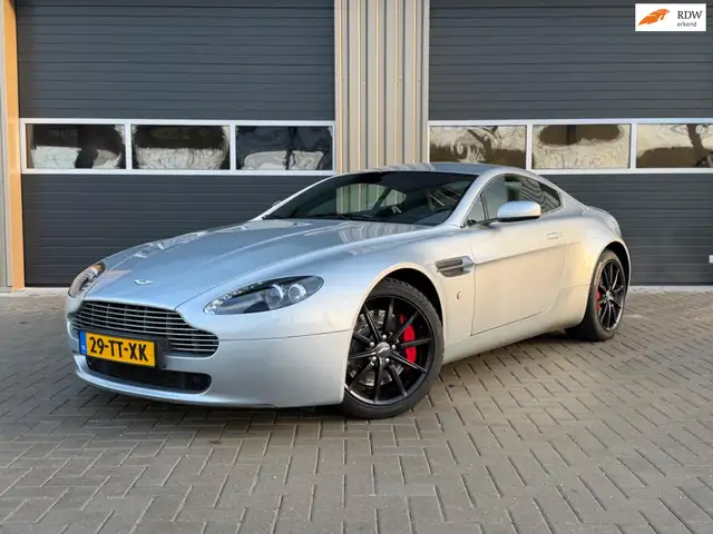 Aston Martin Vantage V8 4.3 V8 | origineel Nederlands | handgeschakeld