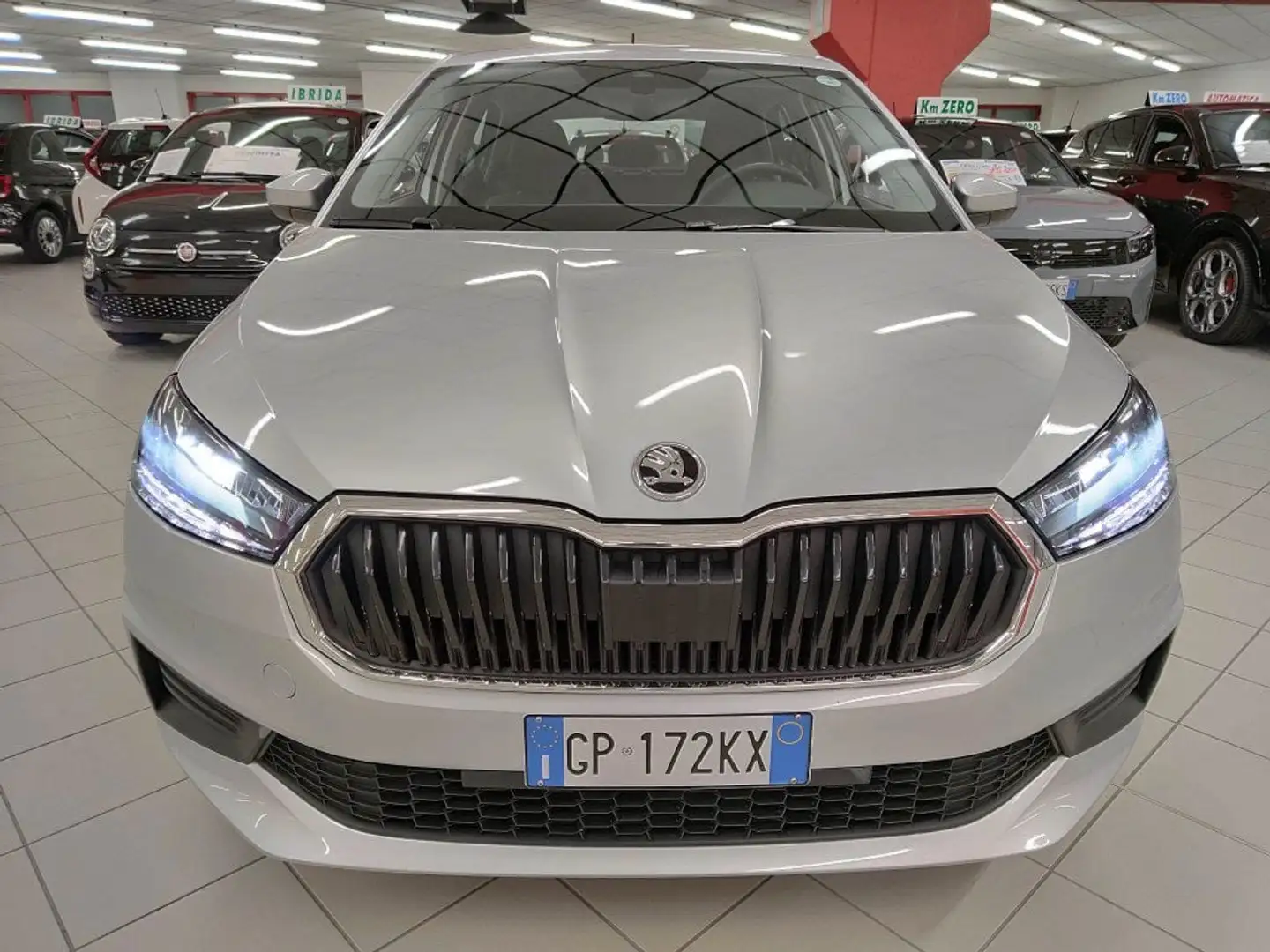 Skoda Fabia 1.0 MPI EVO 80cv Ambition + Car Play "SUPER PROMO" Argent - 2