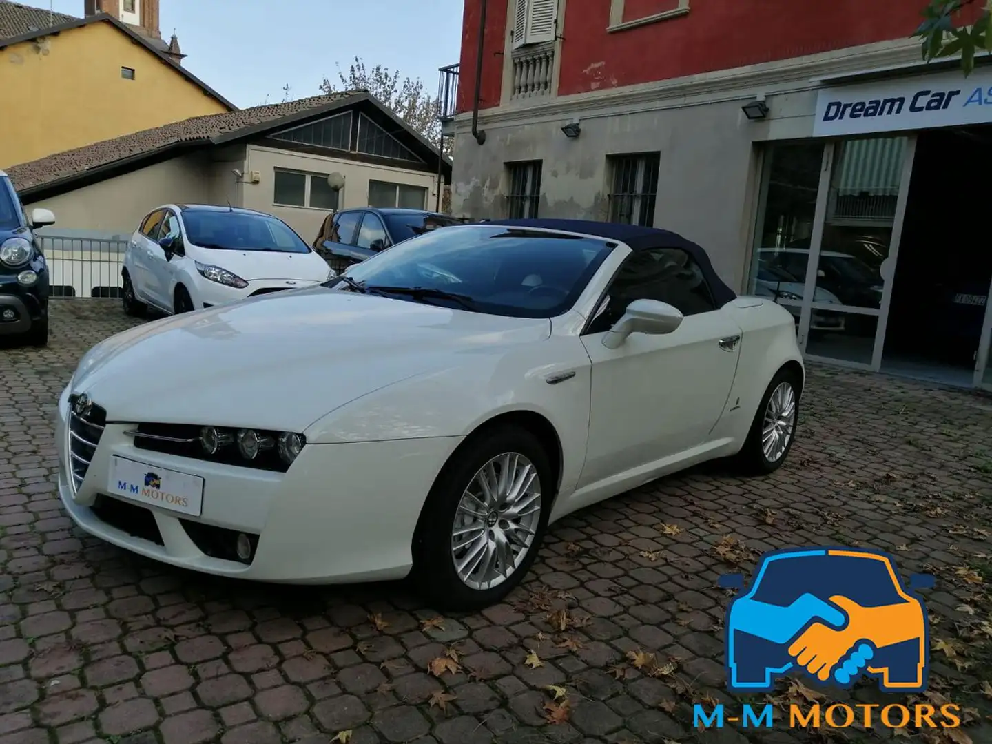 Alfa Romeo Spider 2.0 JTDm Bílá - 1