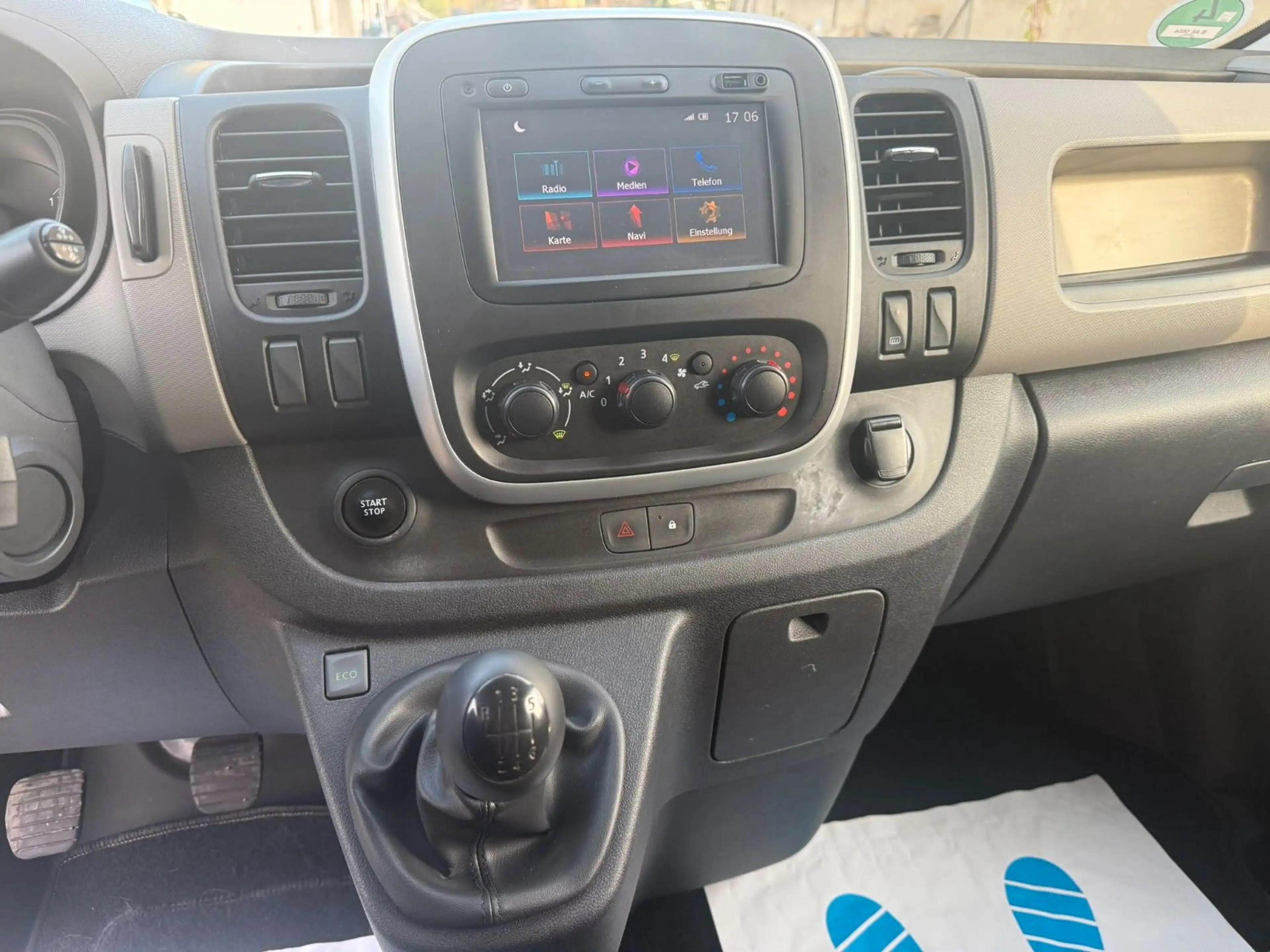 Renault Trafic Kasten L1H1 2,7t Komfort — photo 11