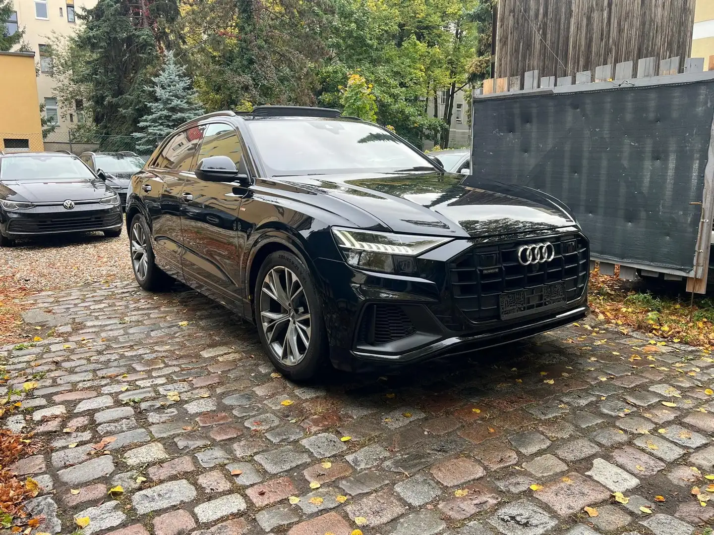 Audi Q8 50 TDI quattro S-Line Aut. Pano. Leder Noir - 1
