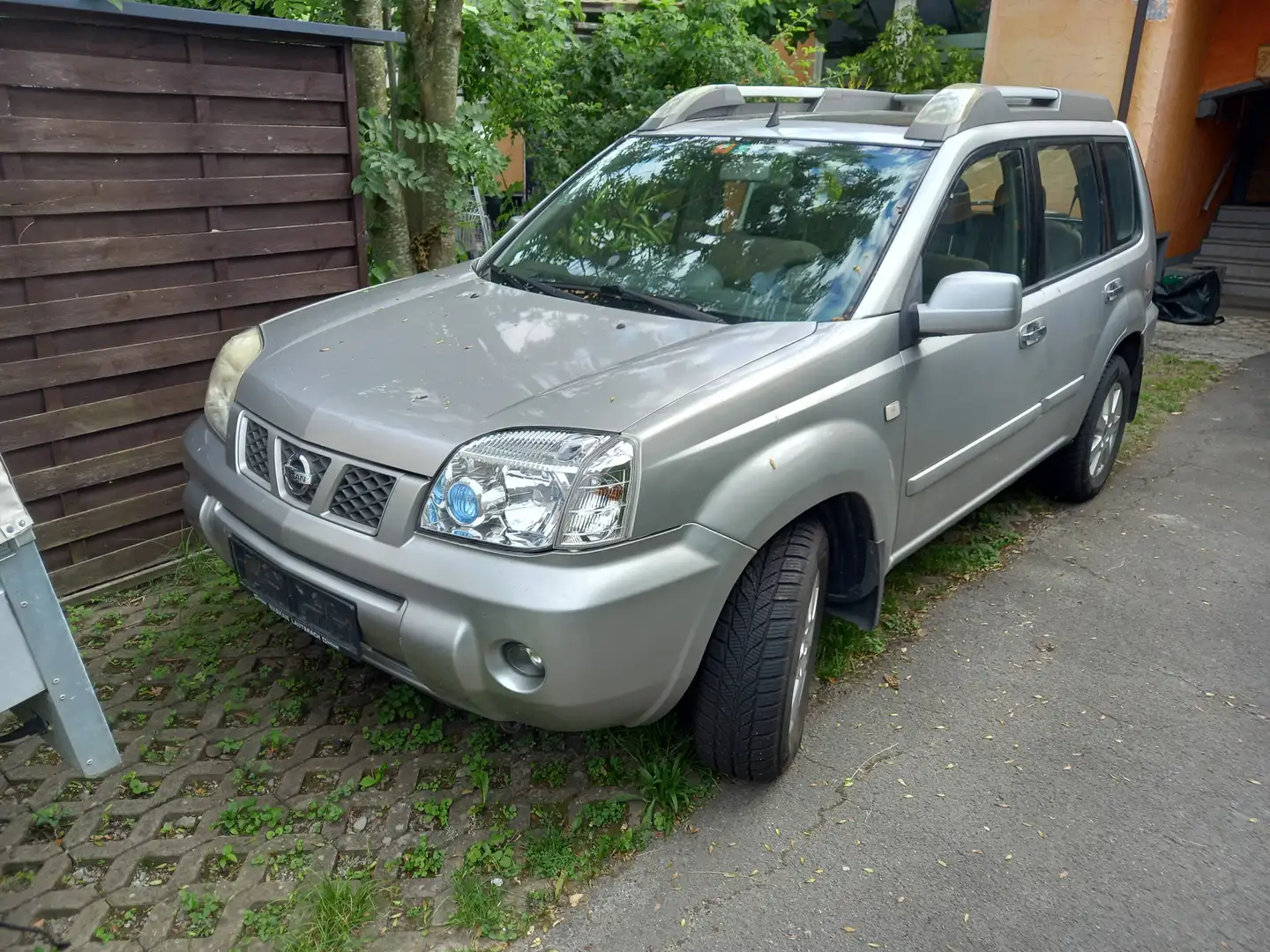 Nissan X-Trail X-TRAIL 2,2 dCi 16V - 1