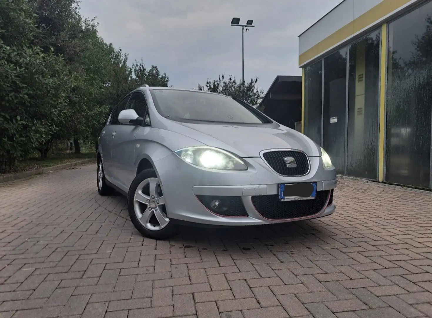 SEAT Altea XL Stylance - benzina euro 4 - ok neopatentati - 1