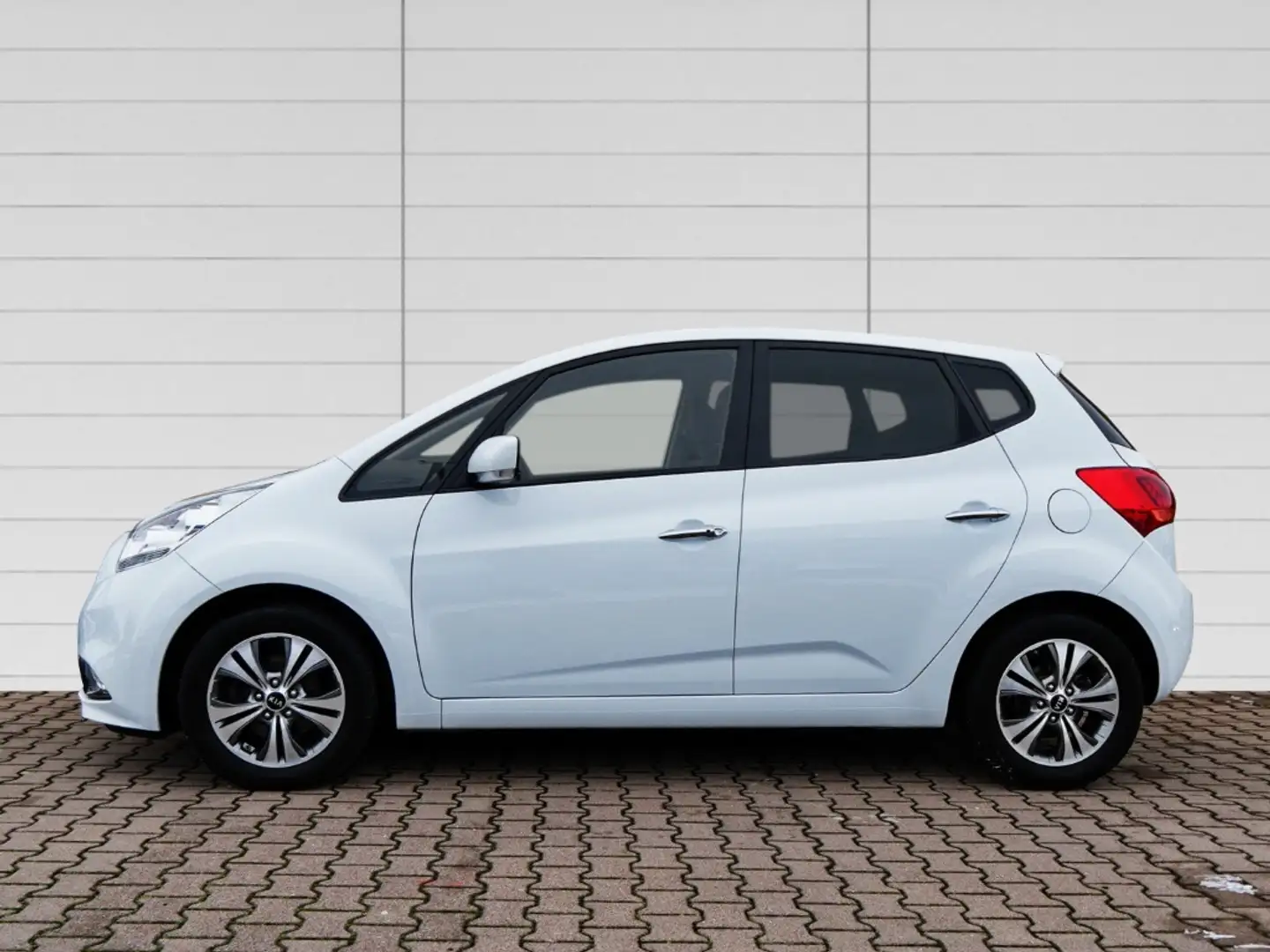 Kia Venga 1.6 Dream Team Navi Rückfahrkam. Klimaautom SHZ Pr Weiß - 2