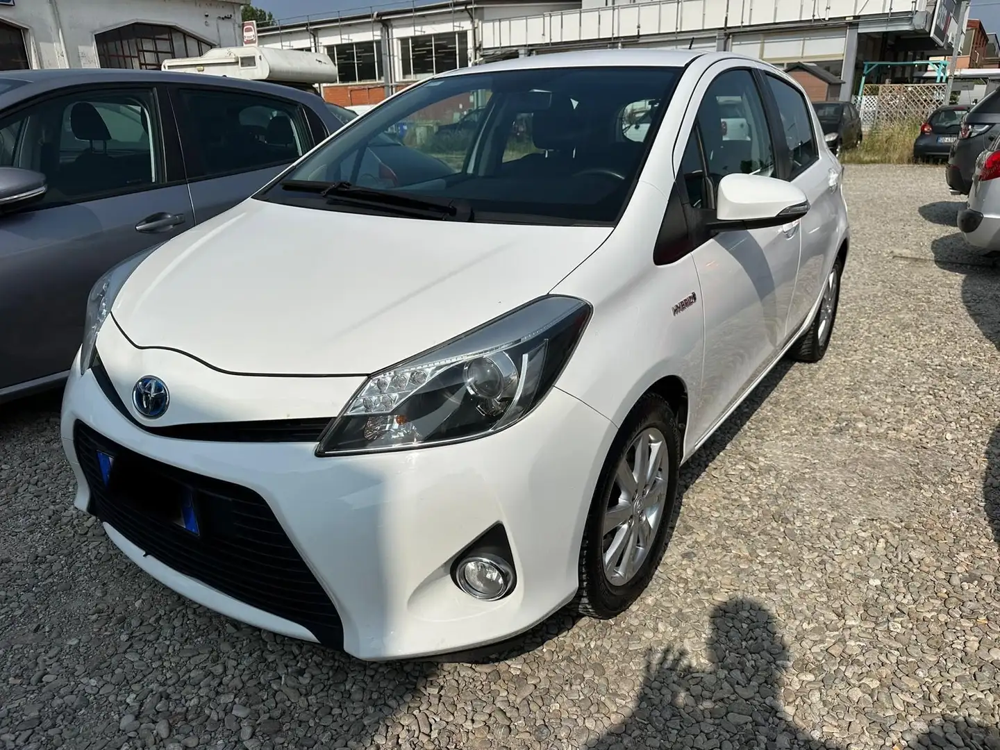 Toyota Yaris 5p 1.5h Lounge+ Bianco - 2
