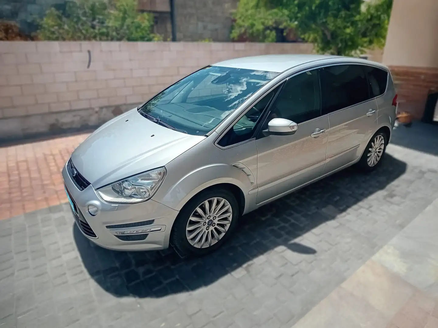 Ford S-Max 2.2TDCi Titanium Gris - 2