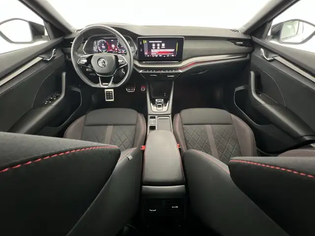 Skoda Octavia view 6