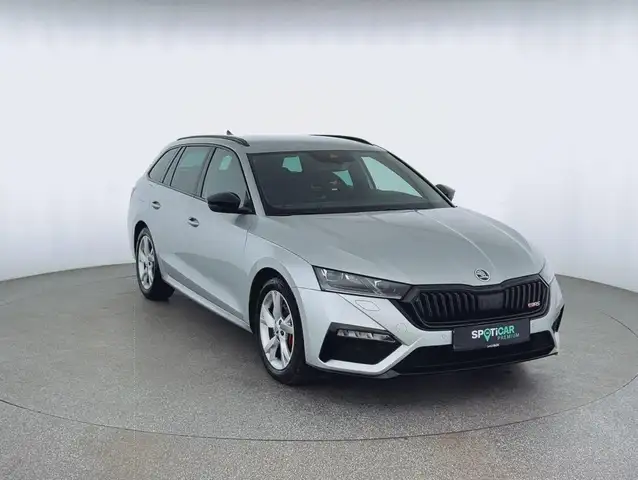 Skoda Octavia view 3