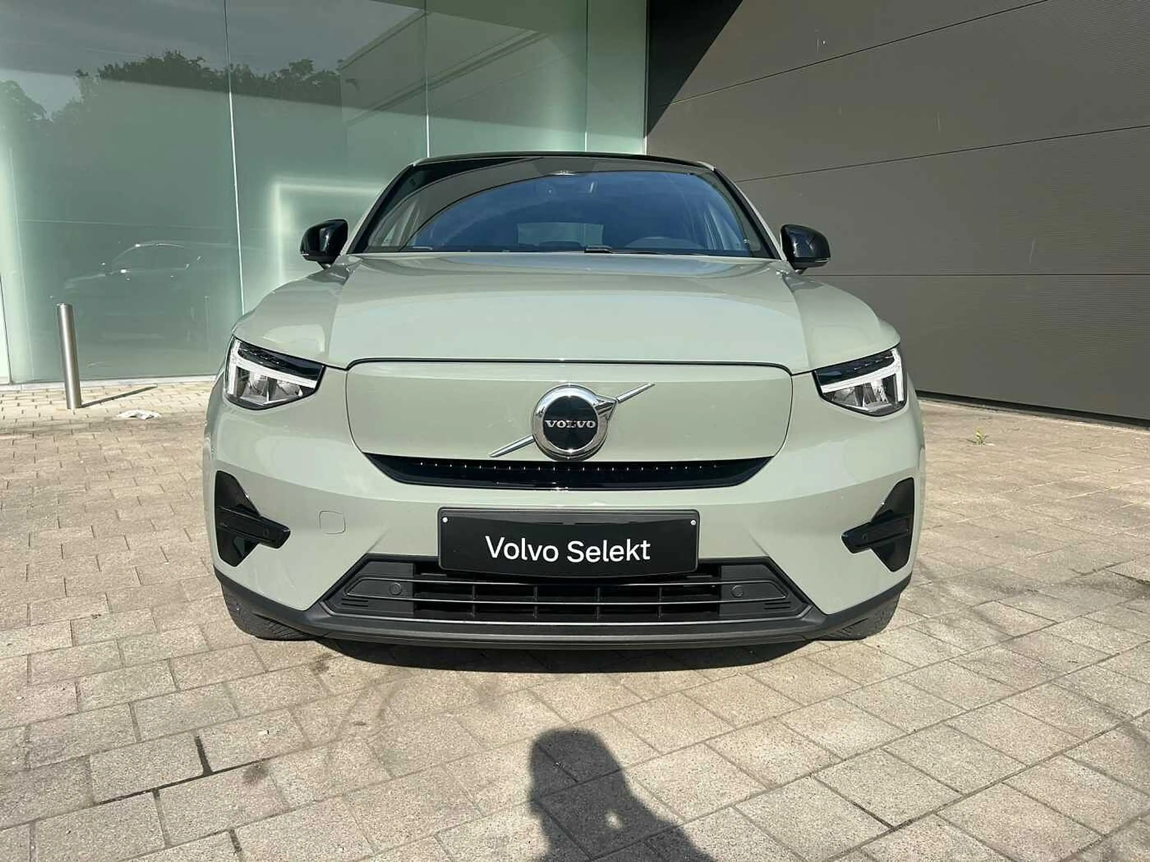 Volvo C40 Core, Single Motor Extended Range, Elektrisch — photo 11