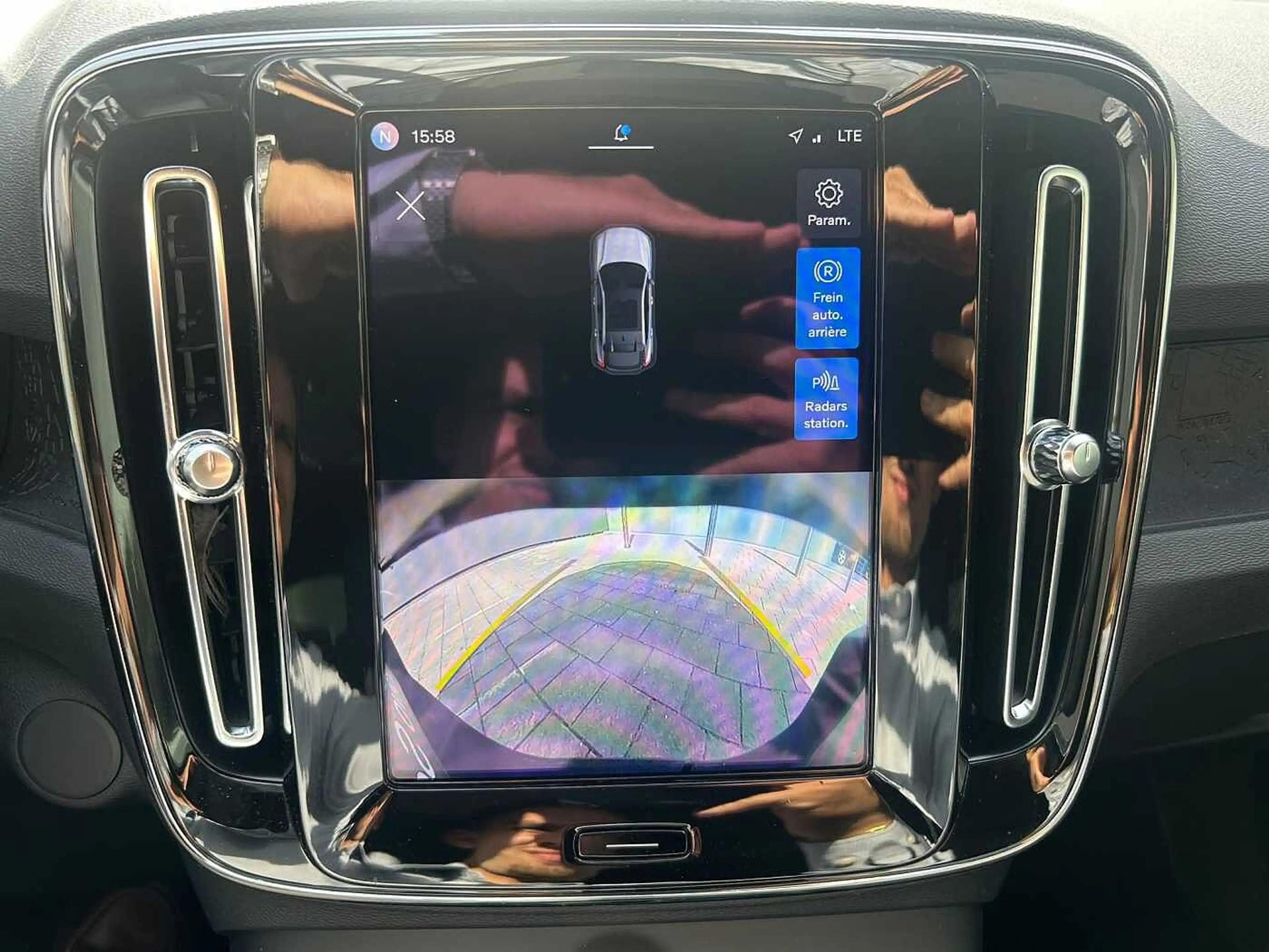 Volvo C40 Core, Single Motor Extended Range, Elektrisch — photo 15