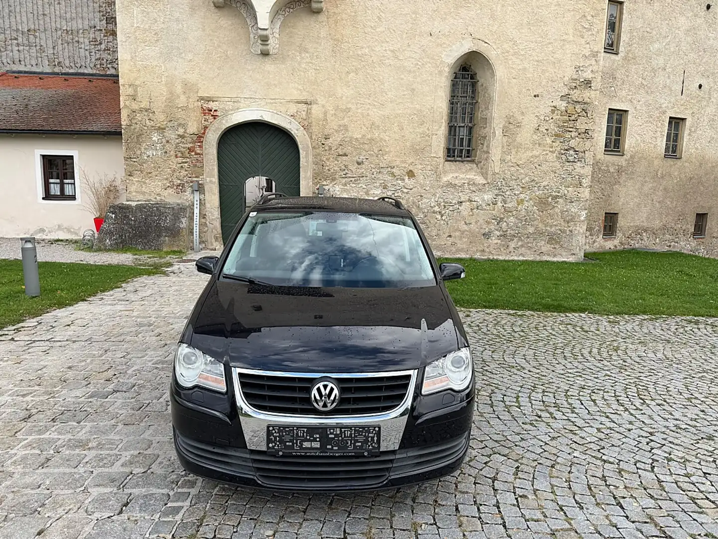Volkswagen Touran 2.0 TDI DPF Trendline Automatik Schwarz - 1