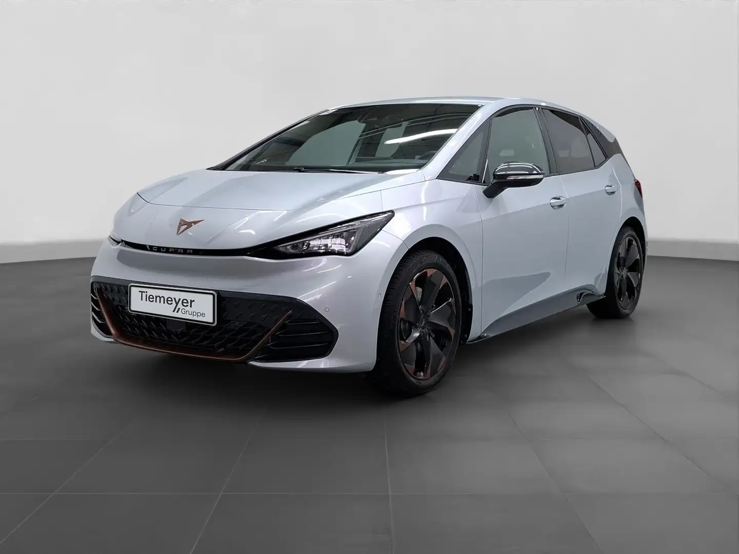 CUPRA Born 360 ALLWETTER LM19 PRIVACY SITZHZ Silber - 2