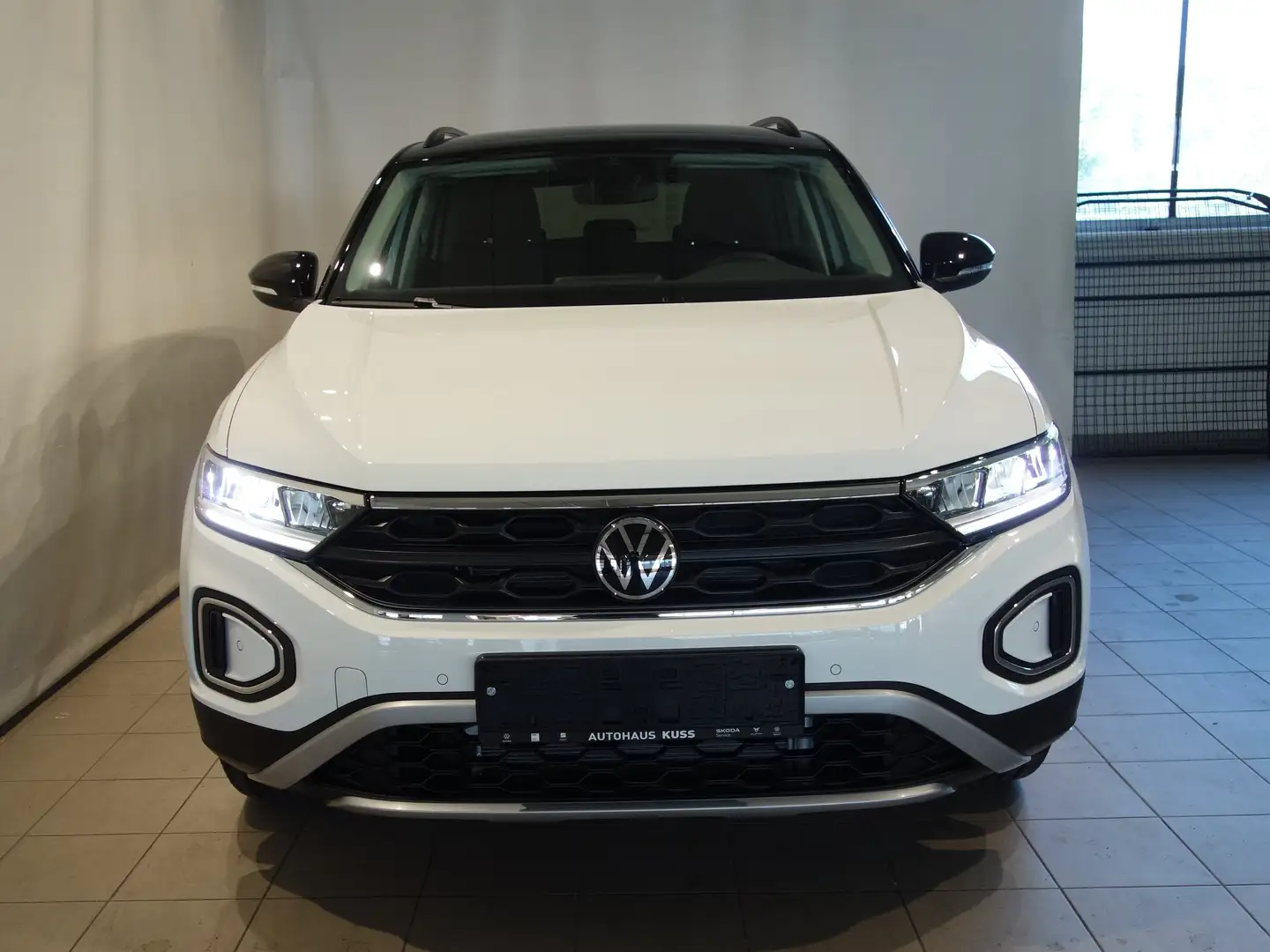 Volkswagen T-Roc Life TSI Weiß - 2