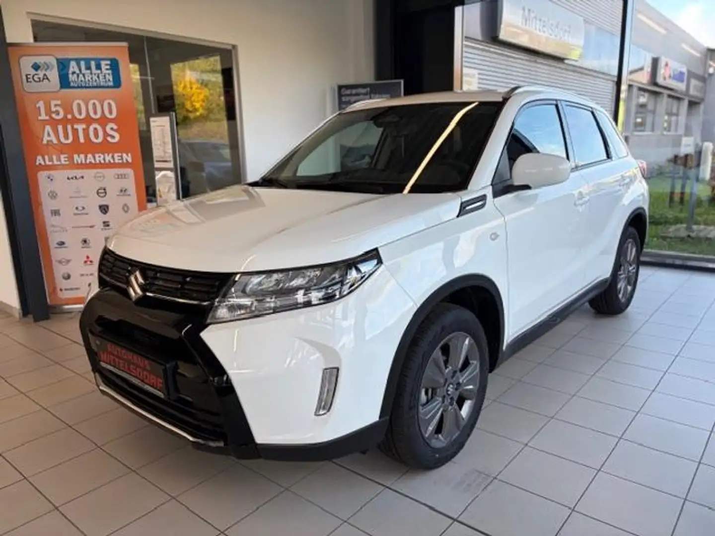 Suzuki Vitara 1.4 DITC HYBRID Comfort ALLGRIP 129PS + AHK Weiß - 1