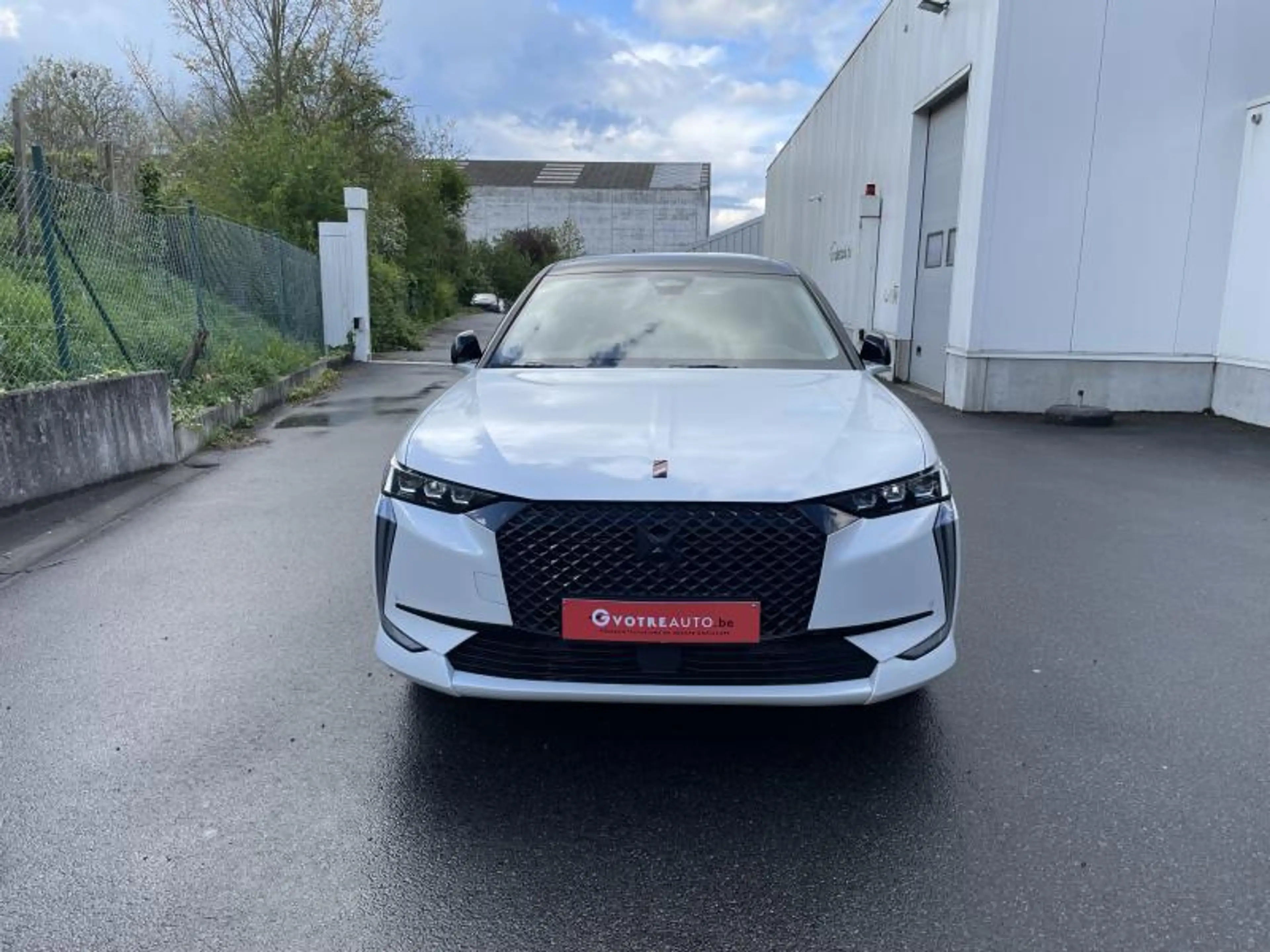 DS Automobiles DS 4 PERFORMANCE LINE + e-TENSE 225 — photo 3