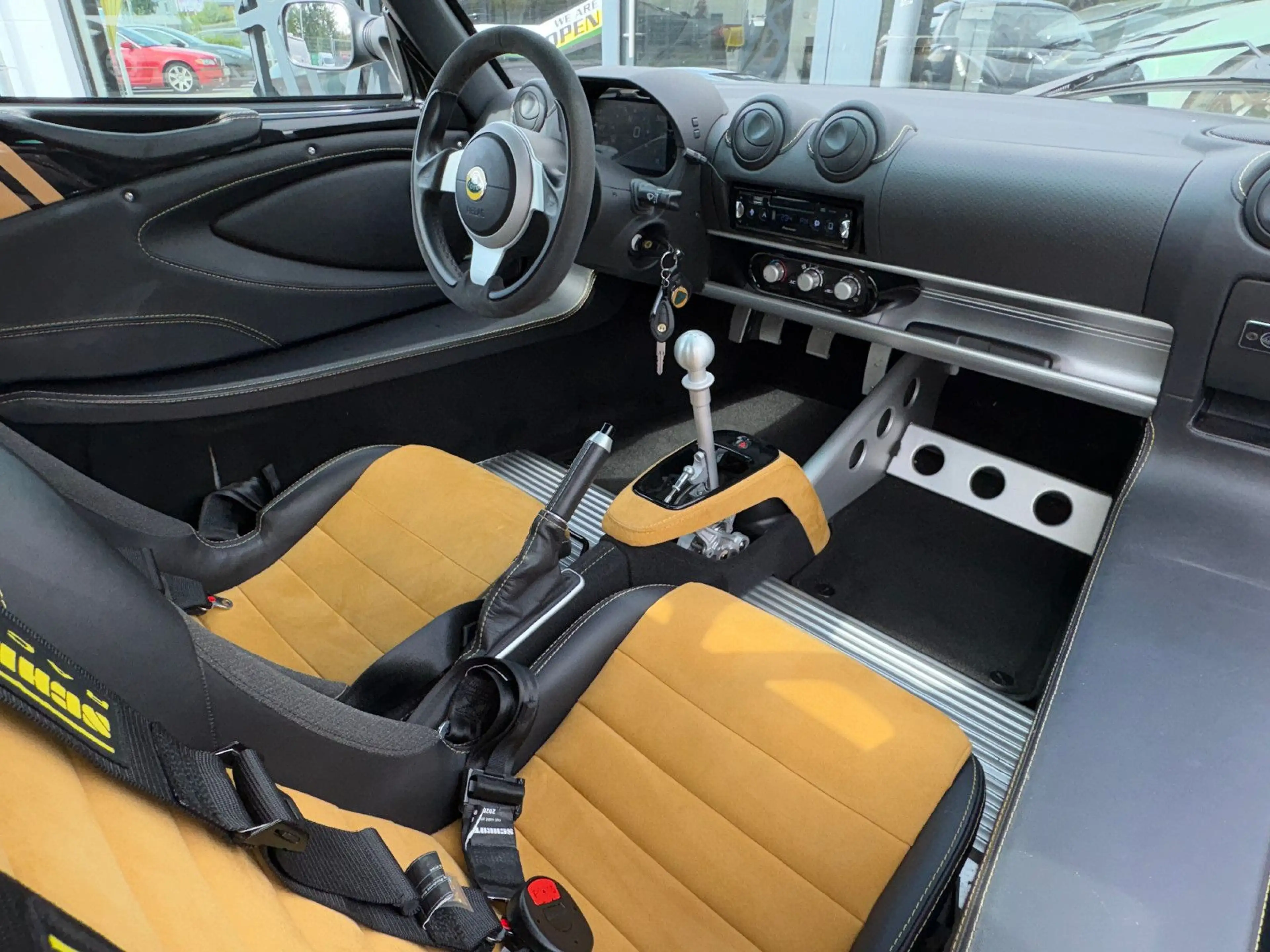 Lotus Elise 220 Heritage Edition JPS "Lotus am Ring" — photo 16