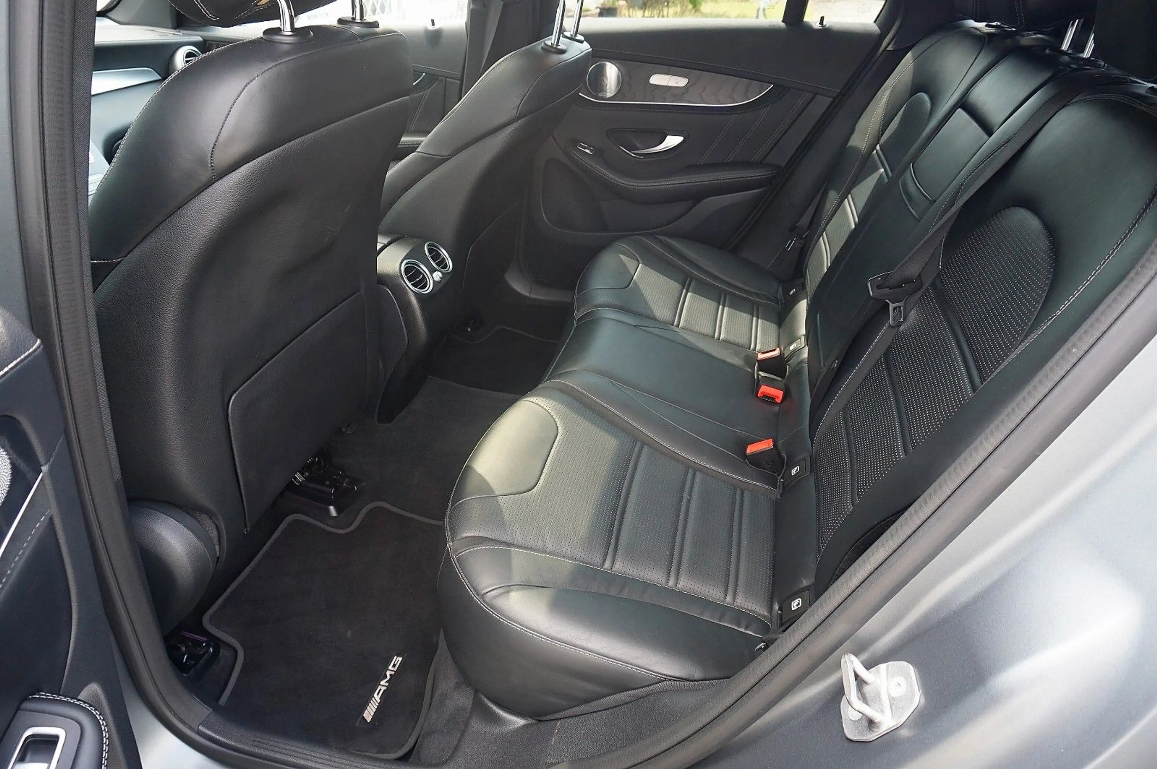 Mercedes-Benz GLC 63 AMG Coupe 4-Matic *UNFALLFREI *19% MwSt. — photo 28