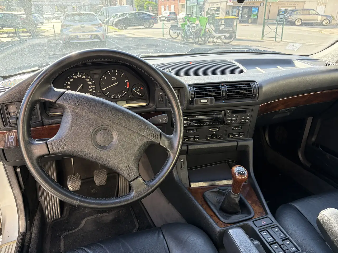 BMW 540i, foto 4