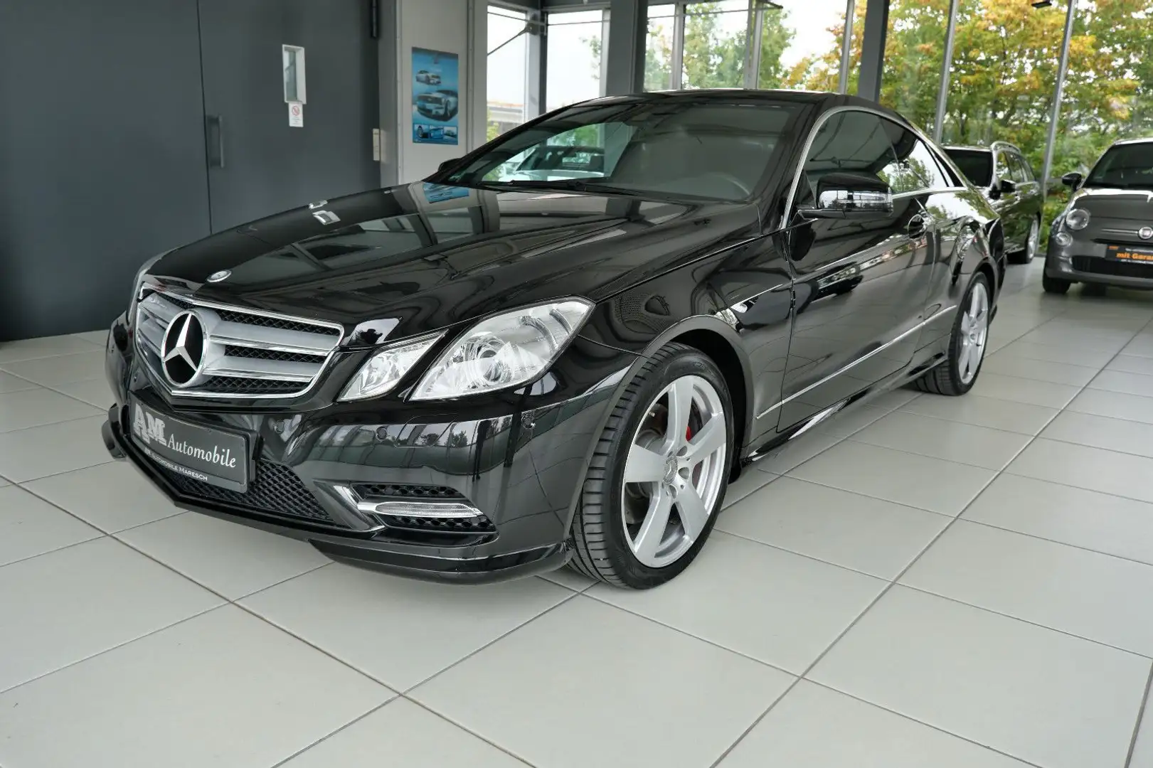 Mercedes-Benz E 200 CGI Coupe Aut. Navi AMG-Paket Xenon DE-FZ Nero - 1