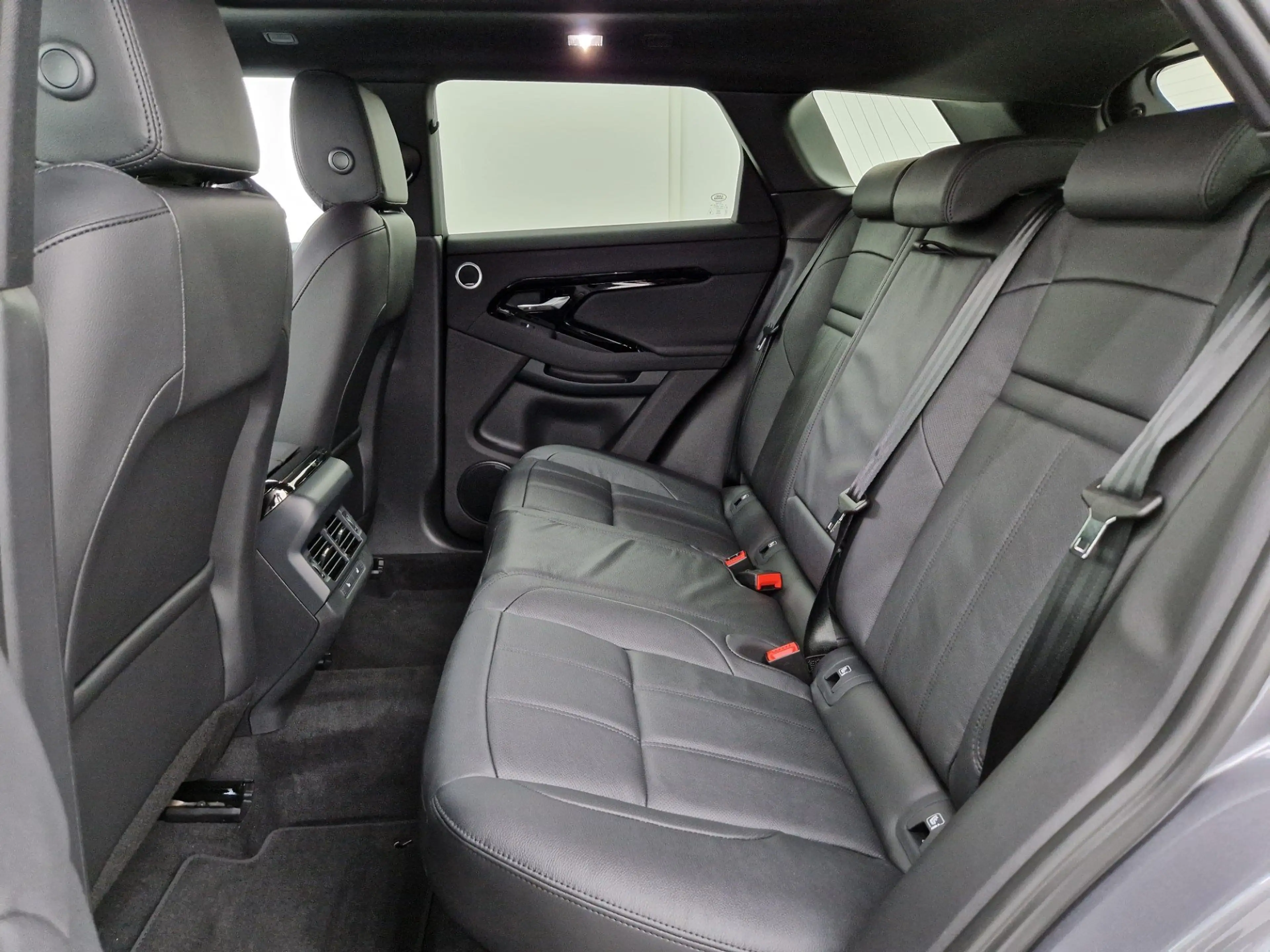 Land Rover Range Rover Evoque D200 Dynamic SE HUD Pano 20" — photo 4