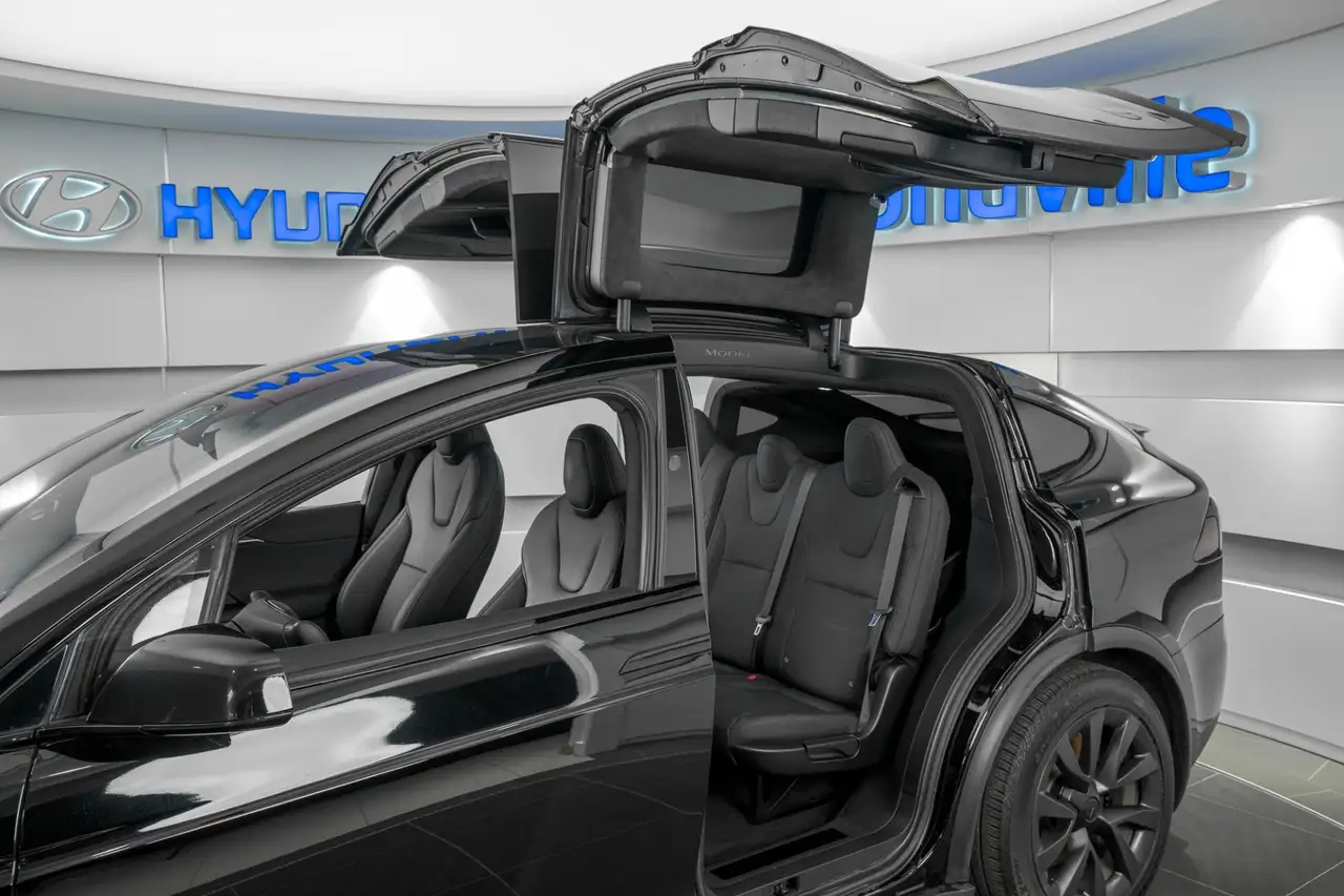 Tesla Model X fotografie Tesla Model X
