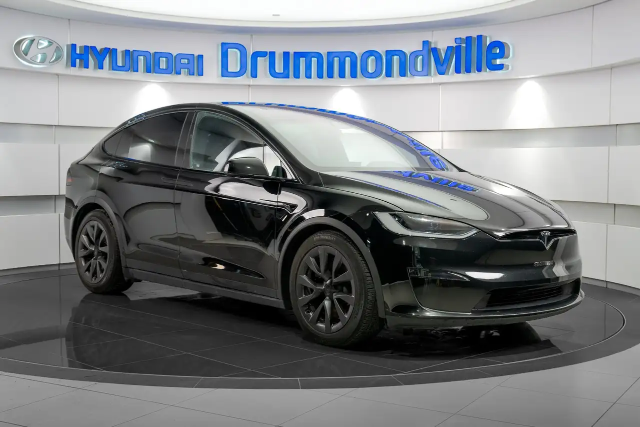 Tesla Model X fotografie Tesla Model X