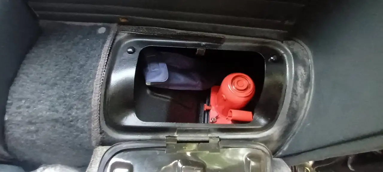 Mitsubishi Pajero 2500 Turbo, foto 8
