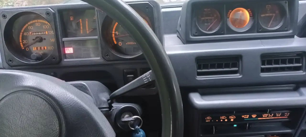 Mitsubishi Pajero 2500 Turbo, foto 6