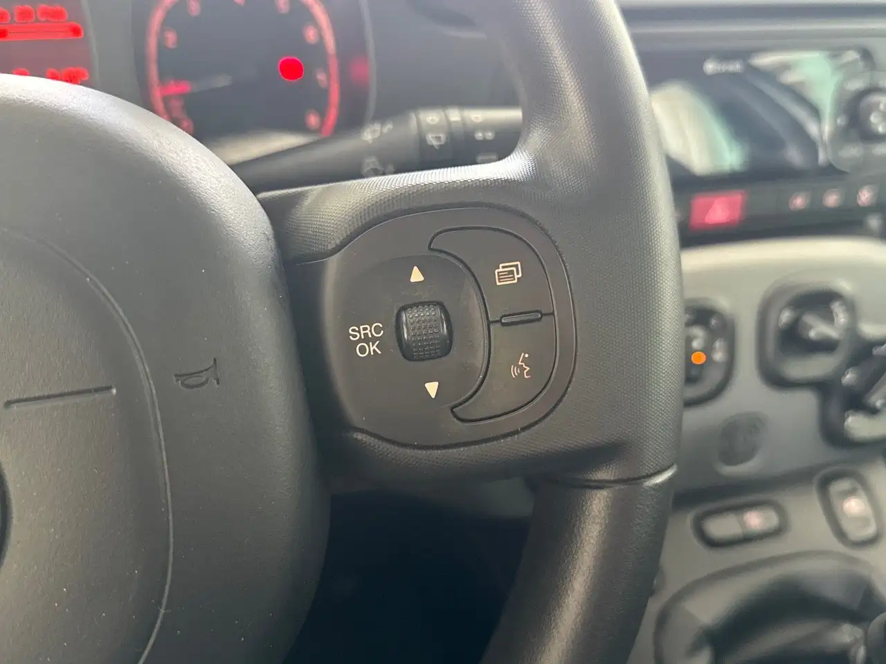Fiat Panda 1.0 FireFly 70cv S&S Hybrid City Life, миниатюра 14