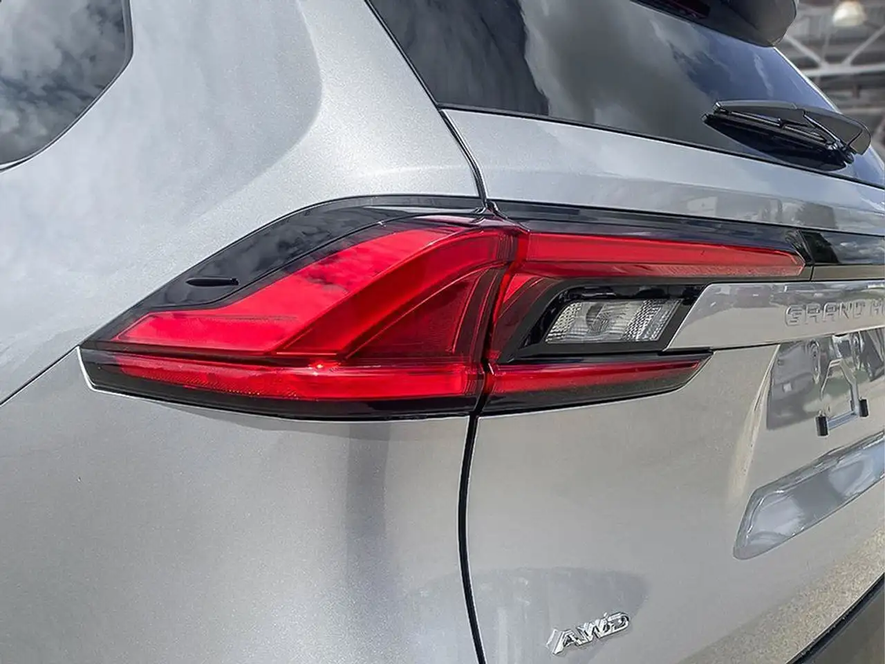 Toyota Grand Highlander photo Toyota Grand Highlander