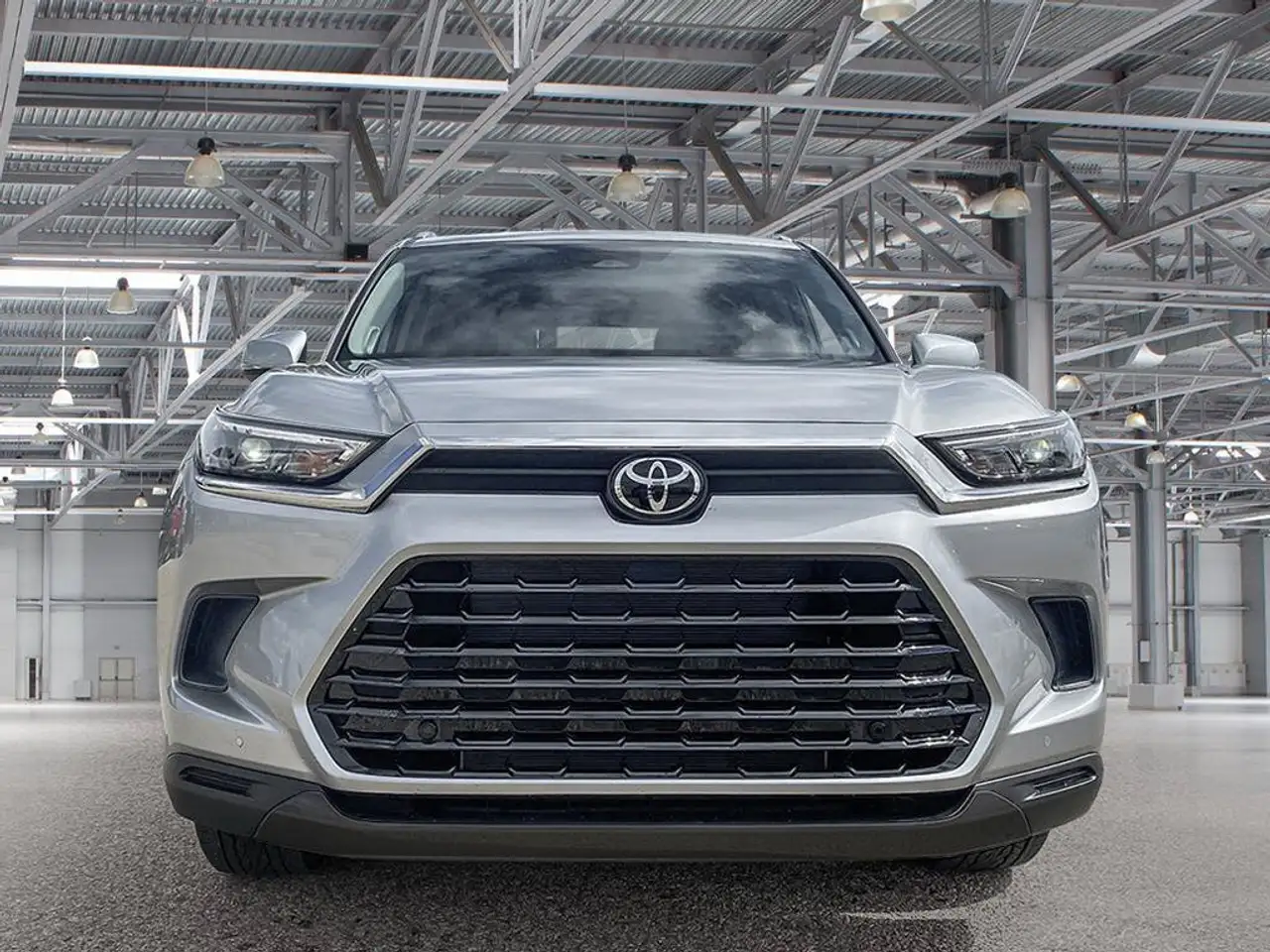 Toyota Grand Highlander photo Toyota Grand Highlander