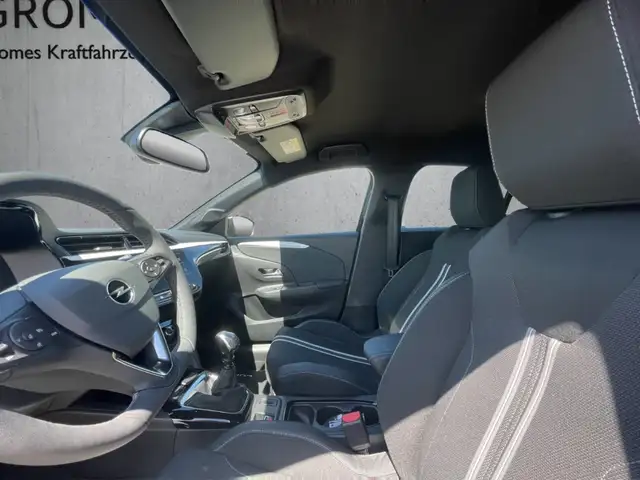 Opel Corsa view 9