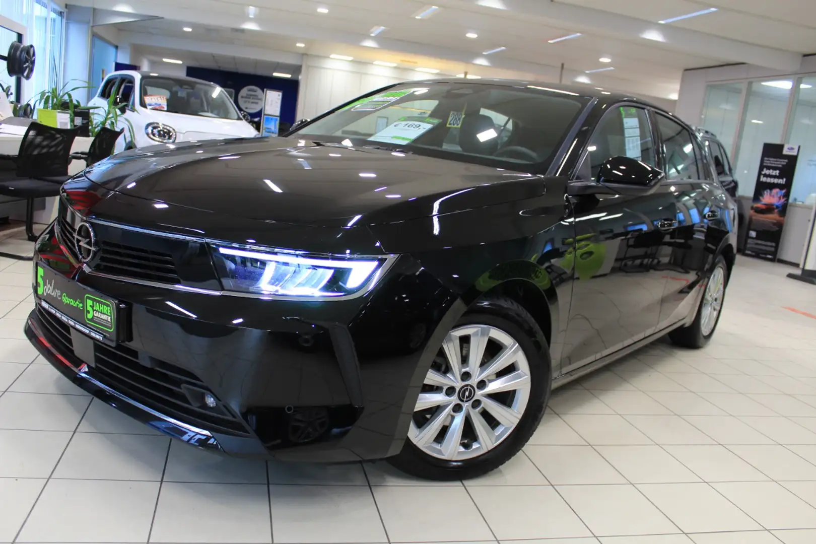 Opel Astra L 1.2 Turbo EDITION LED+SHZ+Winterp.+Kam. Schwarz - 2