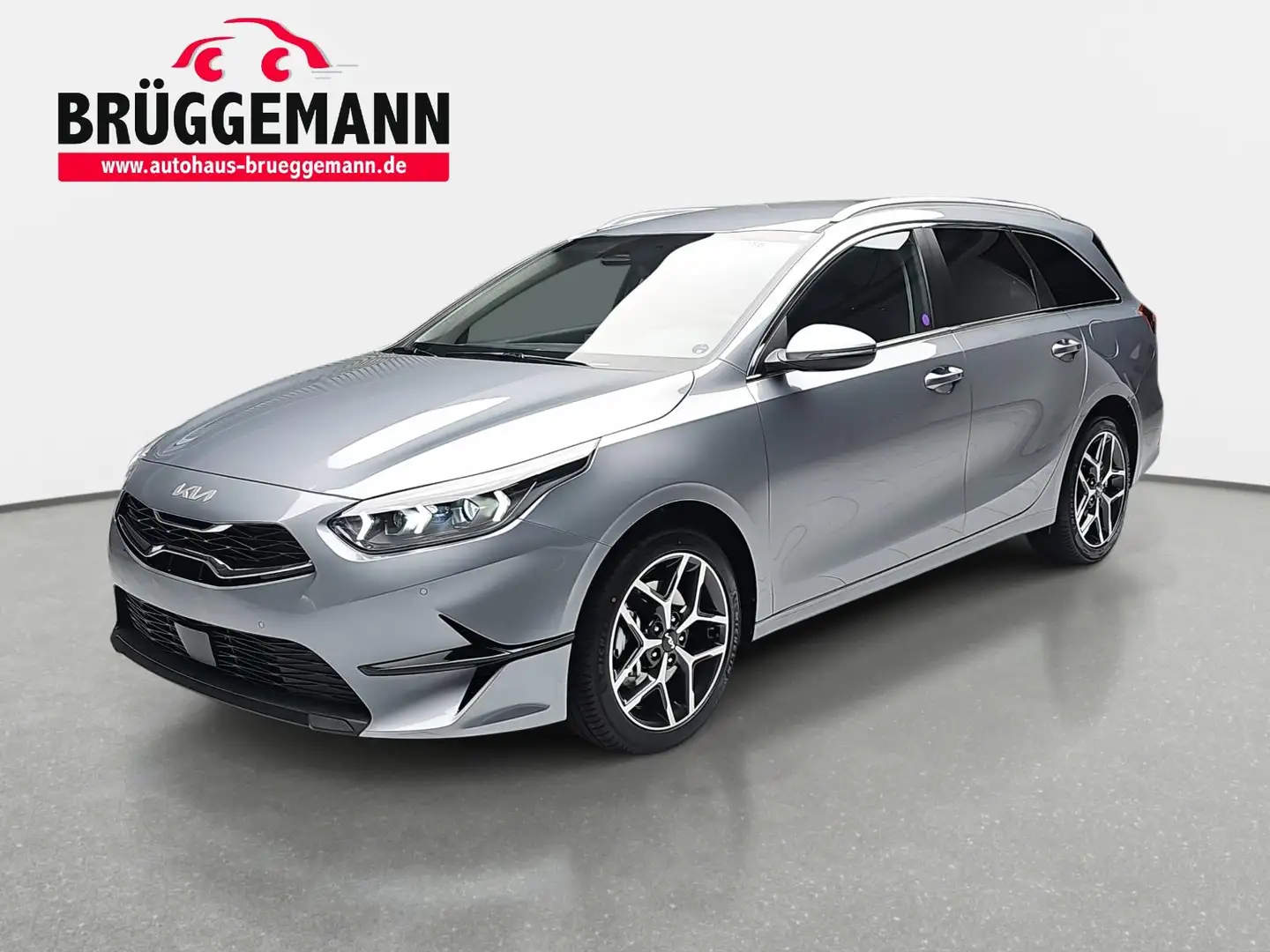 Kia Ceed SW / cee'd SW CEED SW 1.5 T-GDI DCT7 ULTIMATE EDITION MJ25 STYLE Plateado - 1